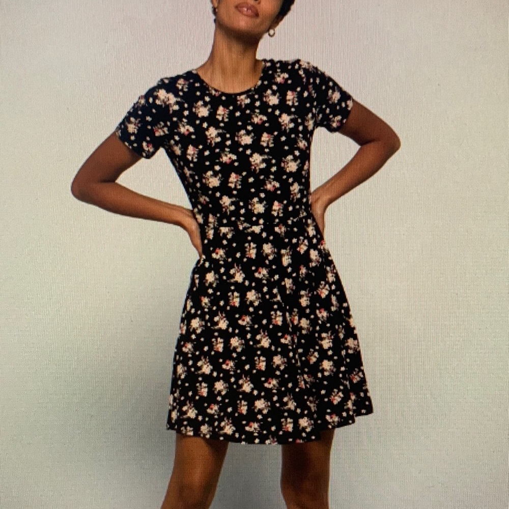 French Grey, Women’s dress, medium.